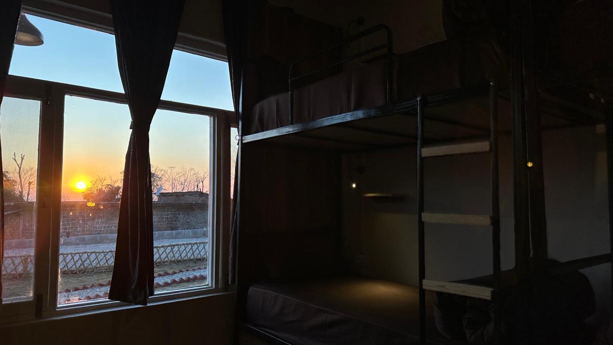 Hotel The Lumi Bīr Zewnętrze zdjęcie